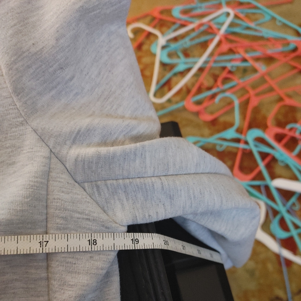 HP! 🎉🎉🎉NWOT Gap Blazer - Picture 8 of 9